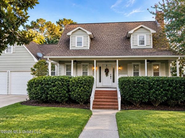 464 Cove Drive, Biloxi, MS 39531