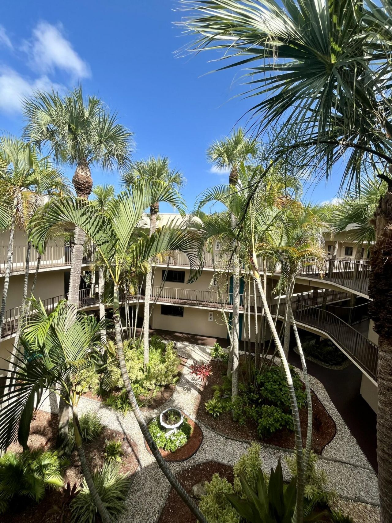 5190 Las Verdes Circle, Unit 314, Delray Beach, FL 33484 Photo