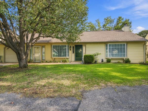 31990 S 624 Place , Unit 10, Grove, OK 74344