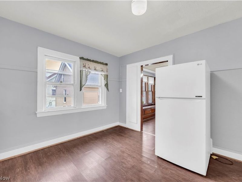 14614 Glendale Avenue, Unit 2/UP, Cleveland, OH 44128 Photo 11