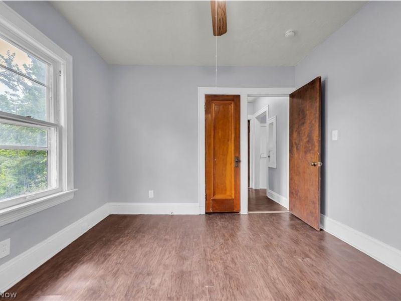 14614 Glendale Avenue, Unit 2/UP, Cleveland, OH 44128 Photo 14