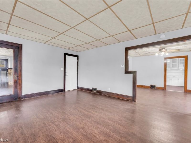 14614 Glendale Avenue, Unit 2/UP, Cleveland, OH 44128 Photo 6