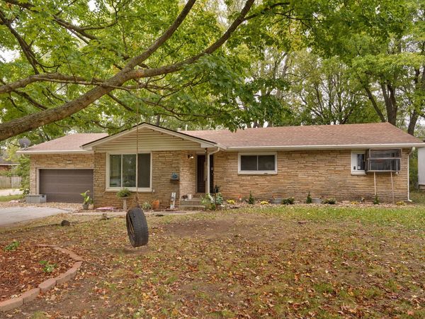 1619 S Estate Avenue , Springfield, MO 65804