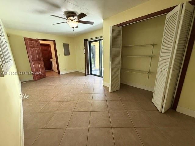 1124 NE 7th St , Hallandale Beach, FL 33009 Photo