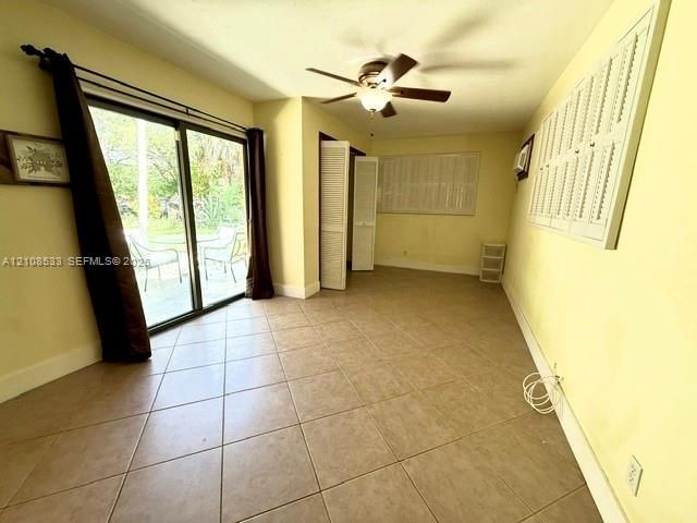 1124 NE 7th St , Hallandale Beach, FL 33009 Photo
