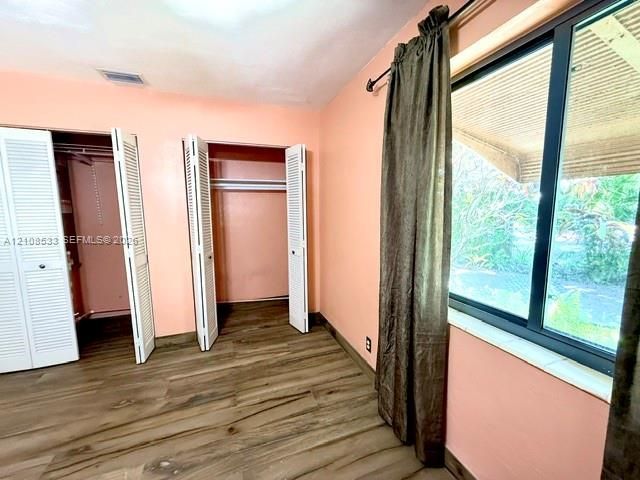 1124 NE 7th St , Hallandale Beach, FL 33009 Photo