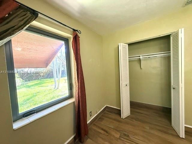 1124 NE 7th St , Hallandale Beach, FL 33009 Photo