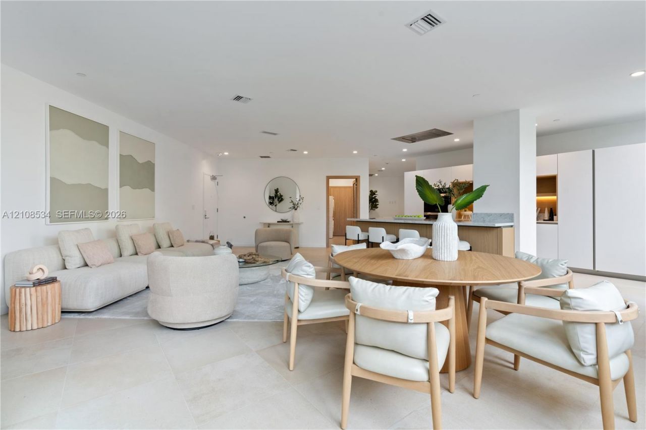 1135 103rd St , Unit 203, Bay Harbor Islands, FL 33154 Photo