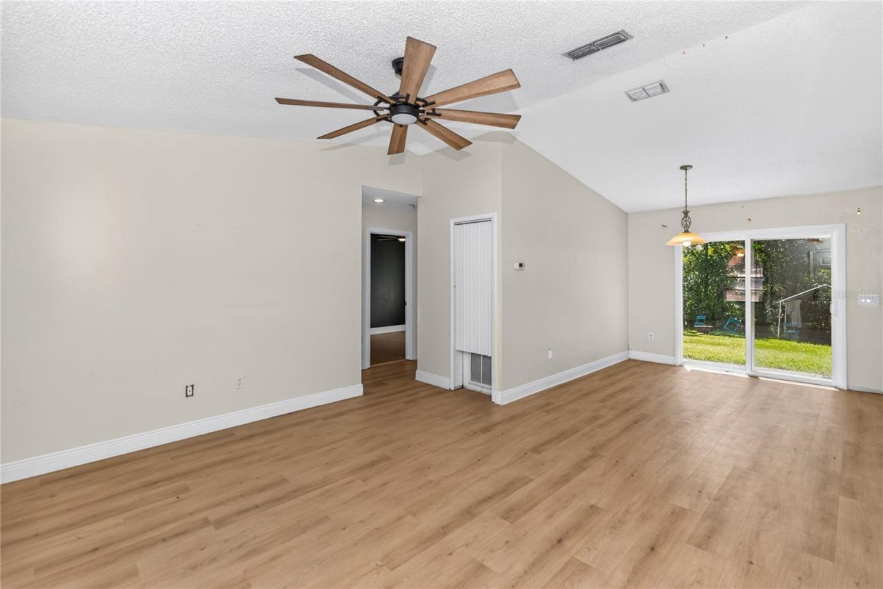 209 Delespine Drive , Debary, FL 32713 Photo