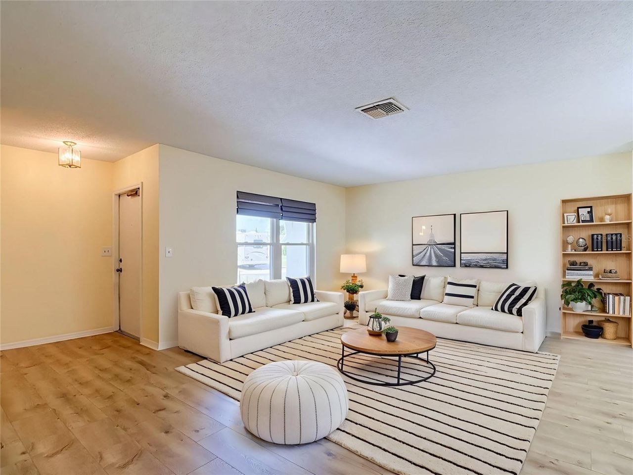 905 Bluewater Drive, Sun City Center, FL 33573 Photo