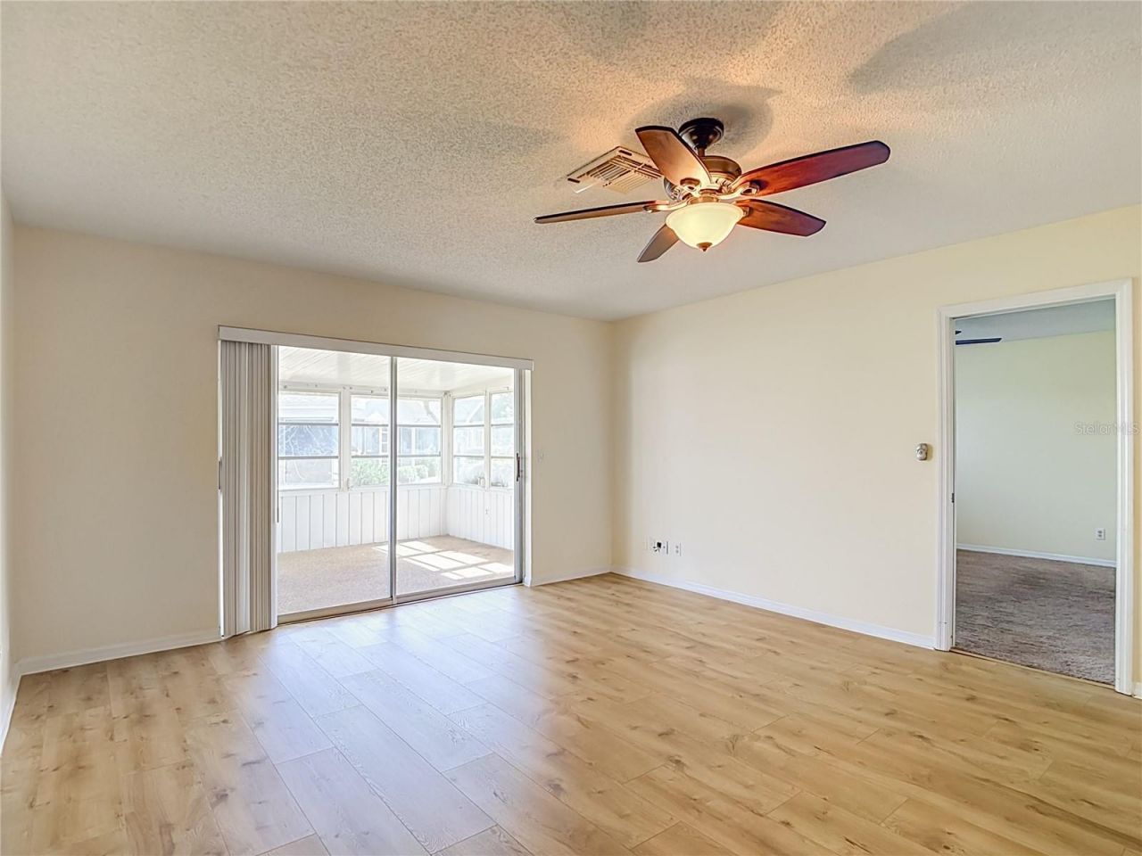905 Bluewater Drive, Sun City Center, FL 33573 Photo