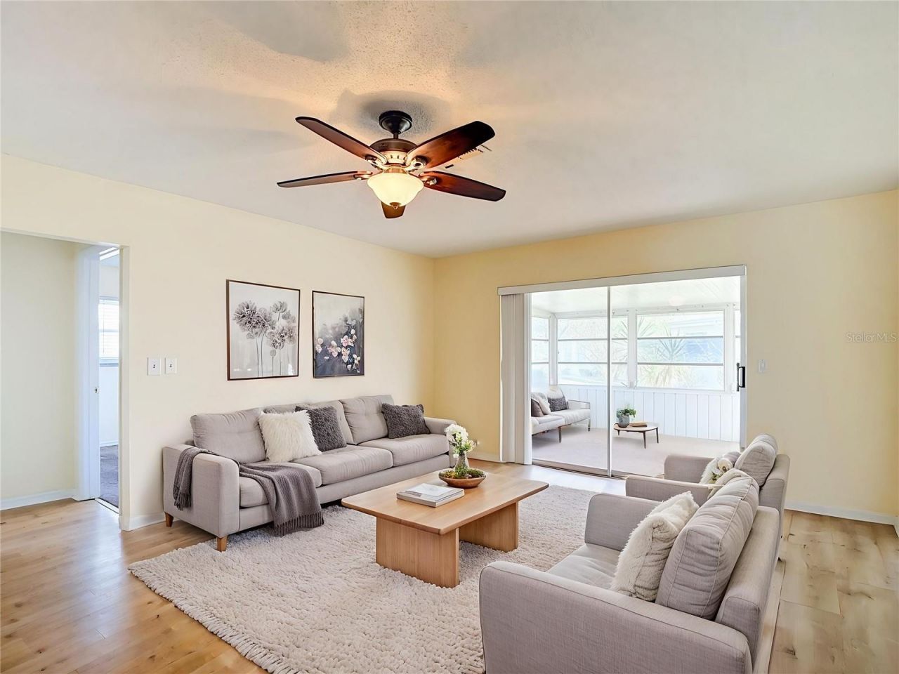 905 Bluewater Drive, Sun City Center, FL 33573 Photo