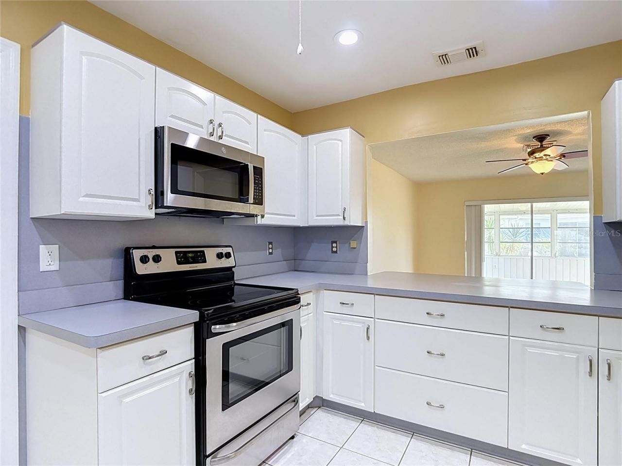 905 Bluewater Drive, Sun City Center, FL 33573 Photo