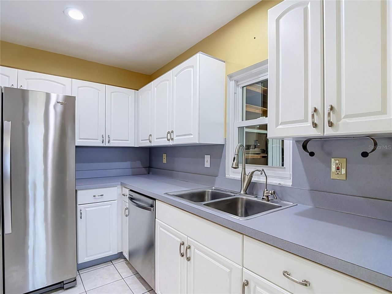 905 Bluewater Drive, Sun City Center, FL 33573 Photo