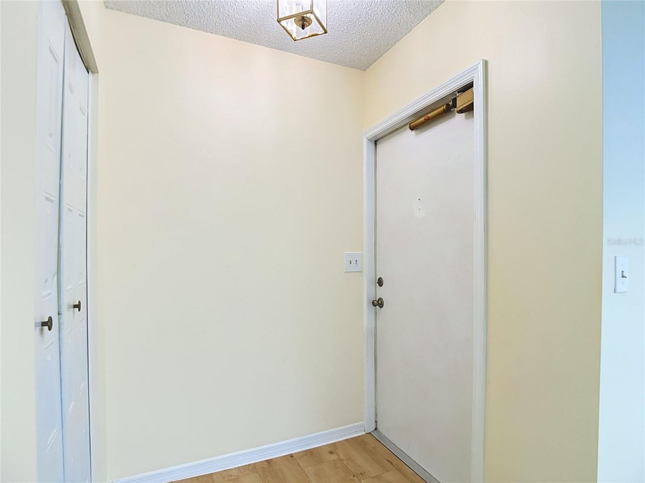 905 Bluewater Drive, Sun City Center, FL 33573 Photo