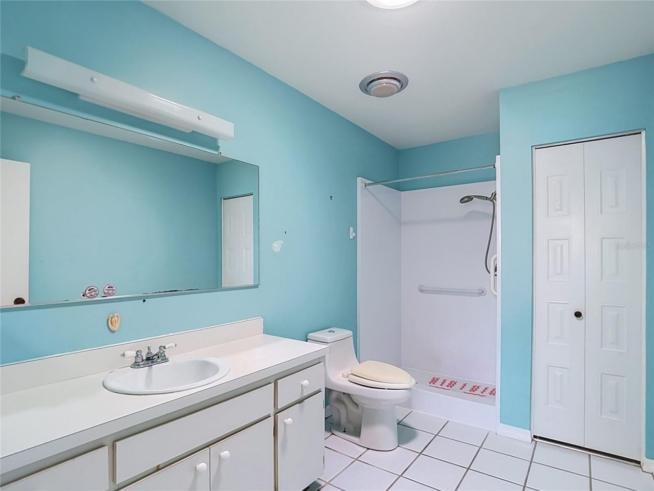 905 Bluewater Drive, Sun City Center, FL 33573 Photo
