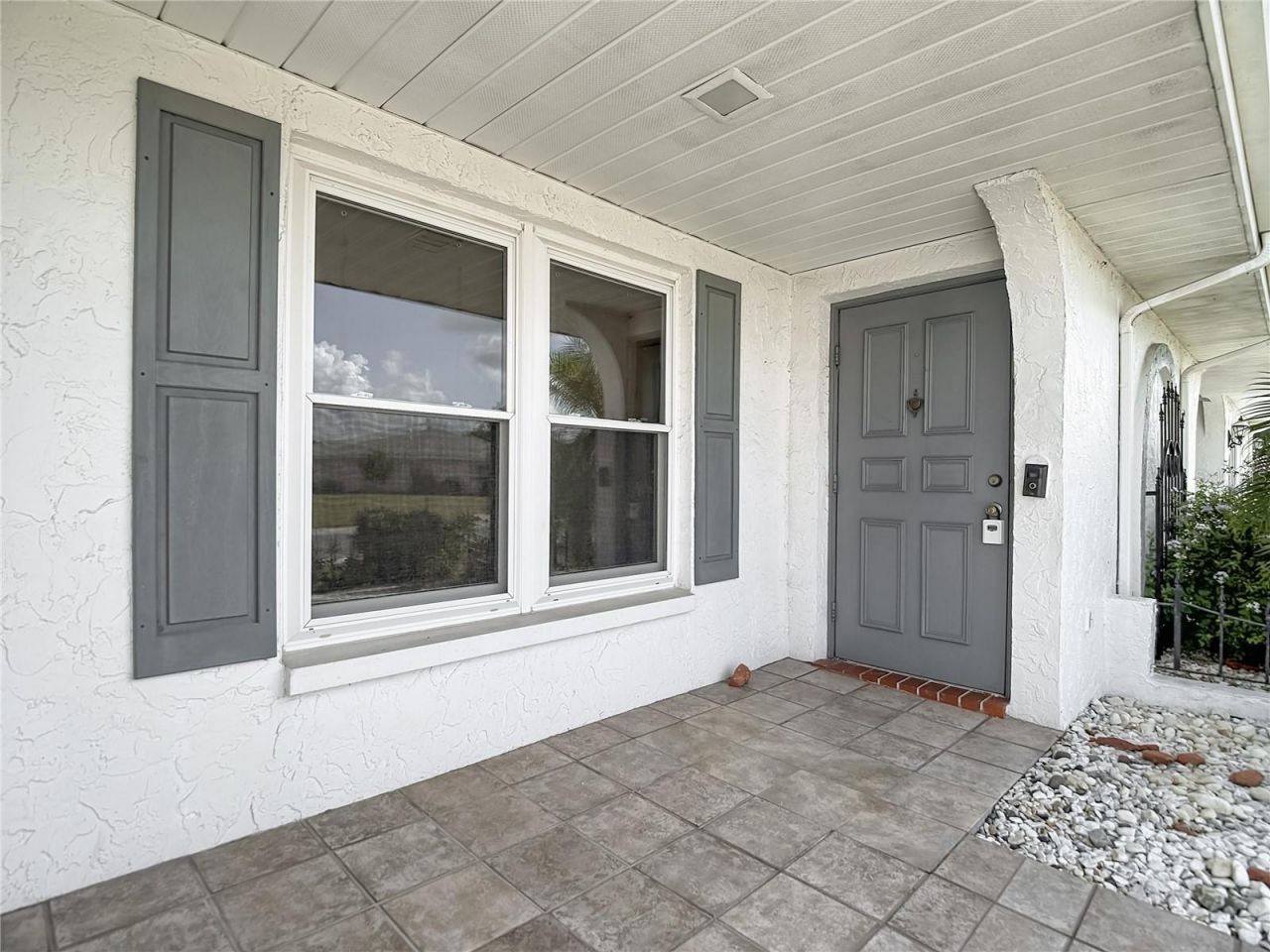 905 Bluewater Drive, Sun City Center, FL 33573 Photo