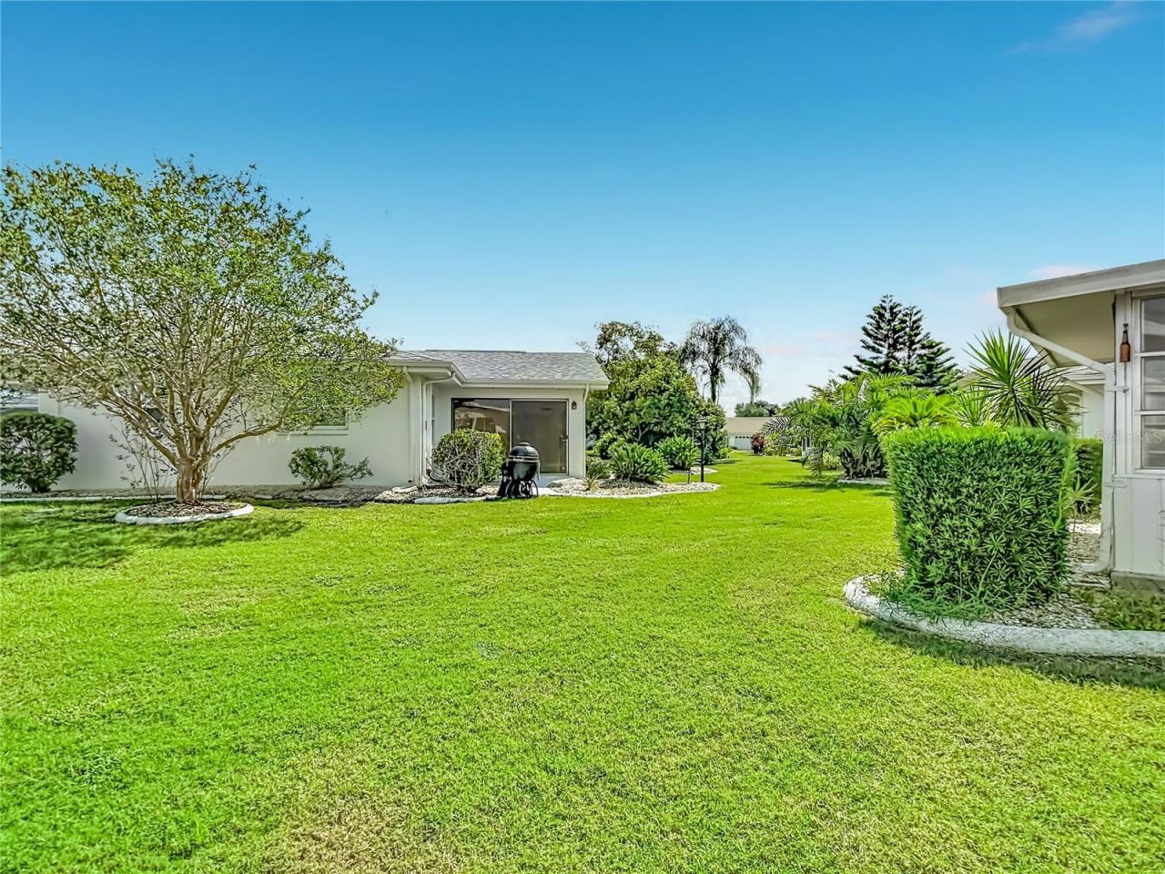 905 Bluewater Drive, Sun City Center, FL 33573 Photo