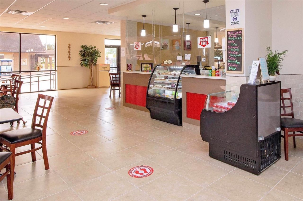 905 Bluewater Drive, Sun City Center, FL 33573 Photo