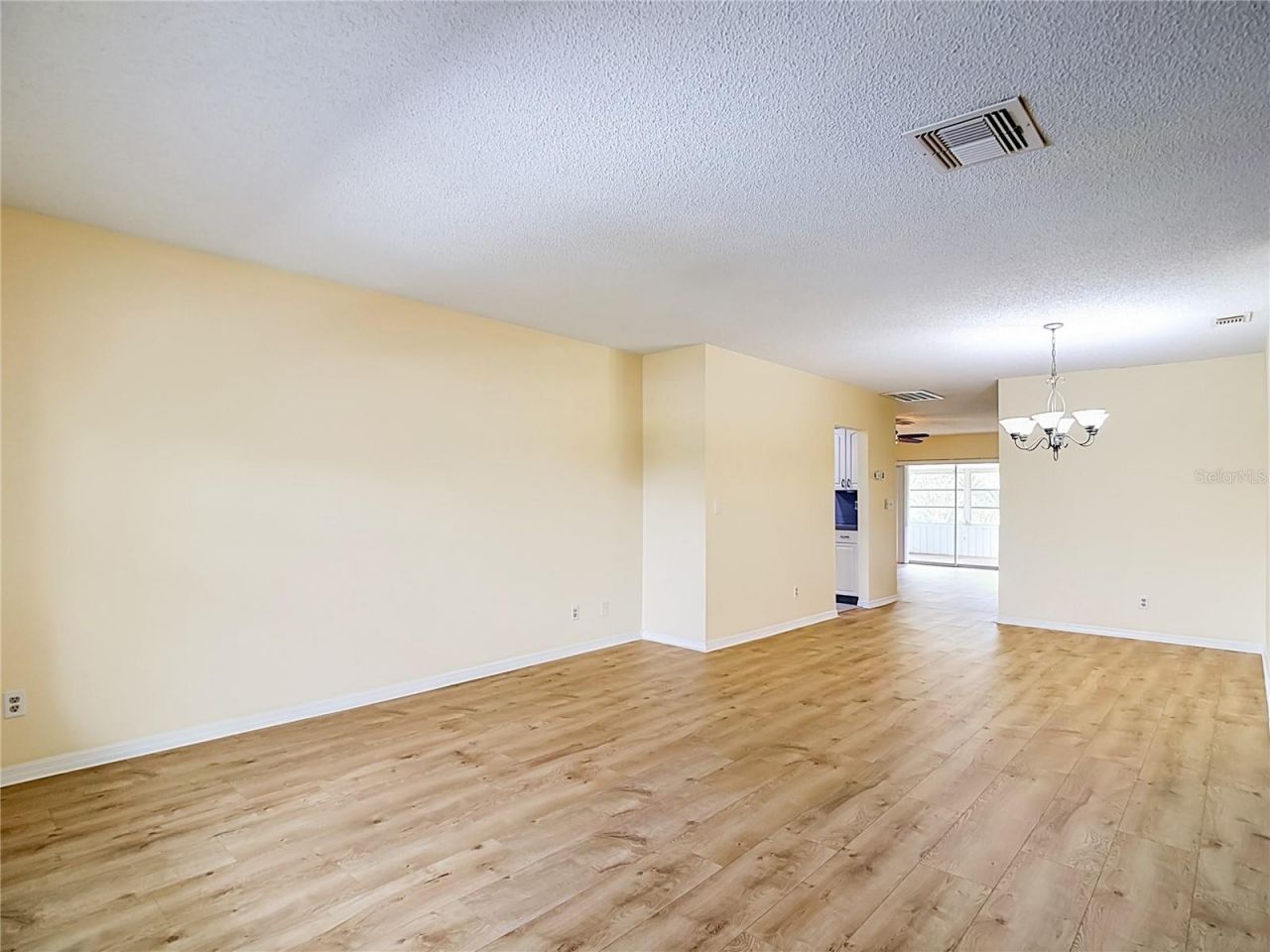 905 Bluewater Drive, Sun City Center, FL 33573 Photo