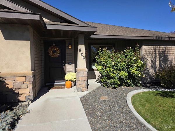 826 Hometowne Rd, Unit Hometowne , Twin Falls, ID 83301