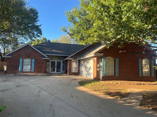 705 Copperfield Court, Edmond, OK 73003