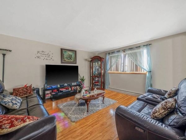 175 Clement Avenue , Elmont, NY 11003
