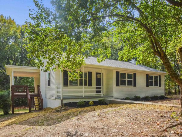 1842 ED JONES RD , Scottsville, VA 24590