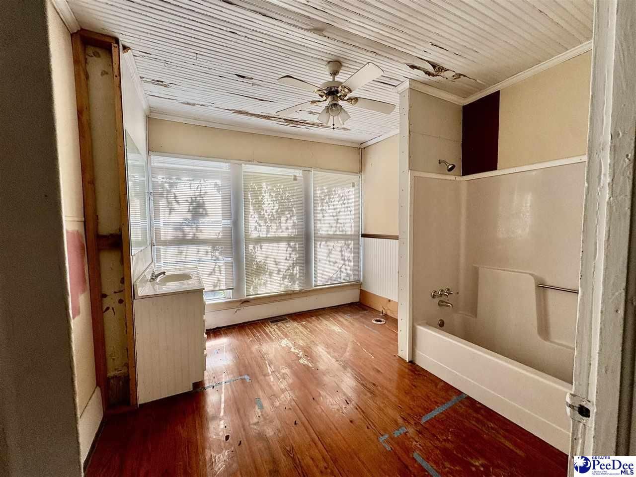 110 Woods Street Photo 12