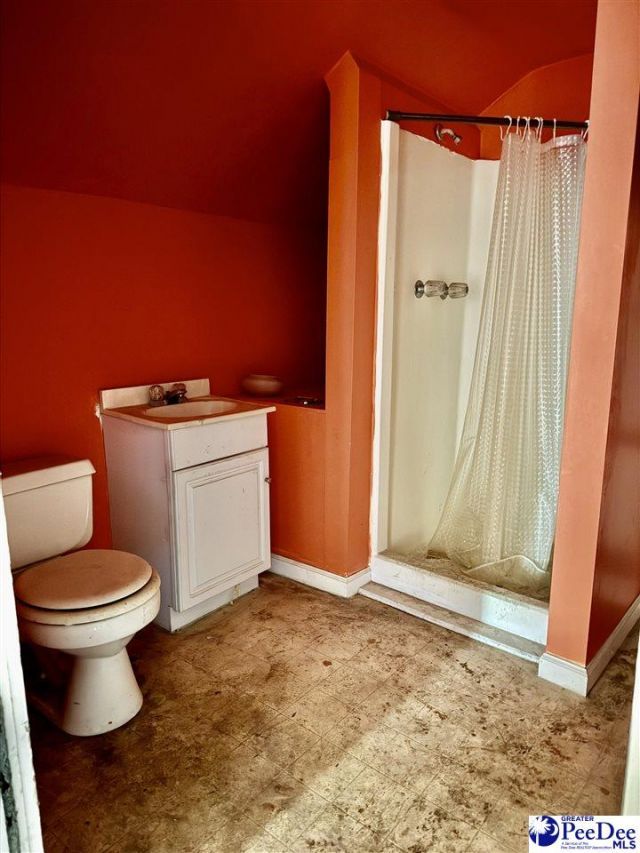 110 Woods Street Photo 25