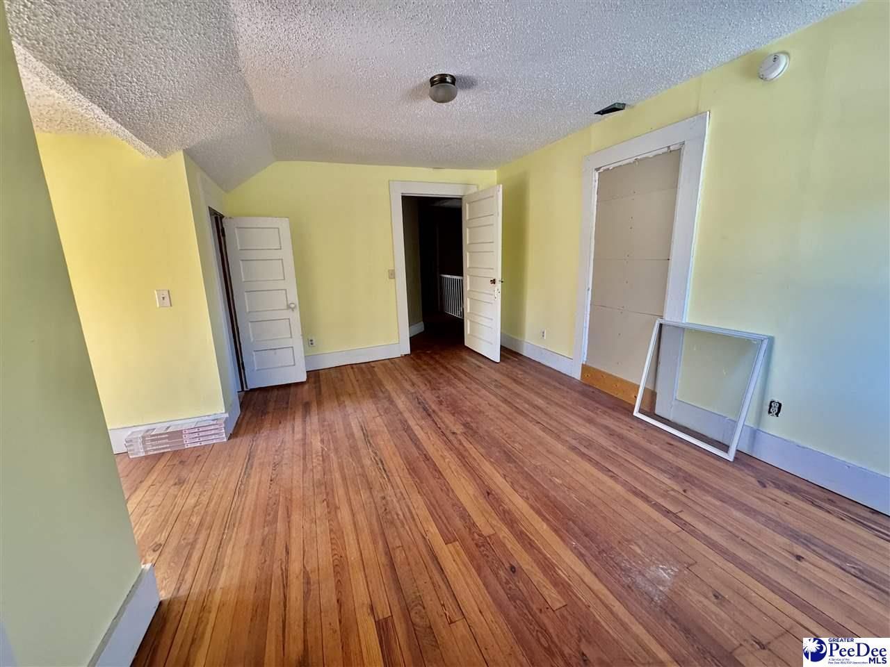 110 Woods Street Photo 29