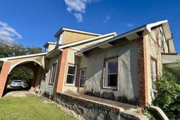 110 Woods Street photo 4