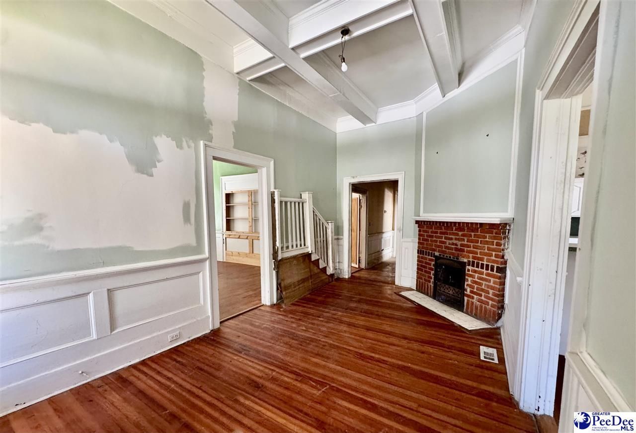 110 Woods Street Photo 6