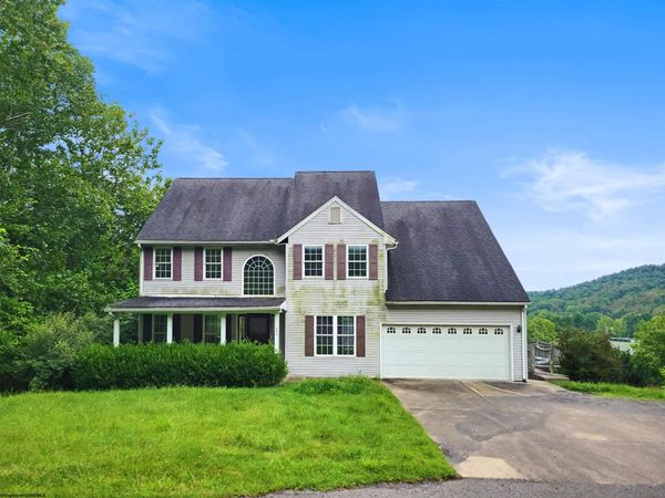 20 Hillcrest Drive, Mount Clare, WV 26408