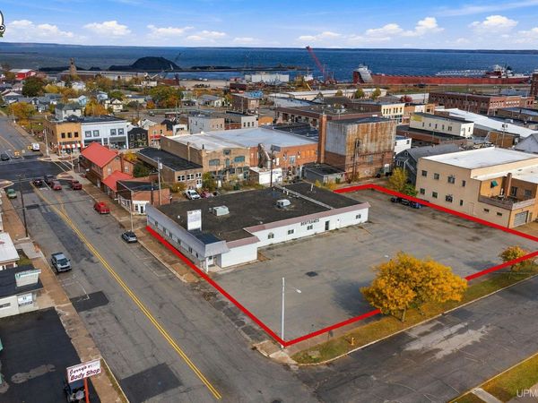 113 S 10 Street, Escanaba, MI 49829