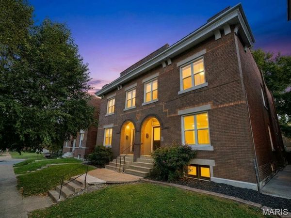 3004-3006 Henrietta Street , St Louis, MO 63104