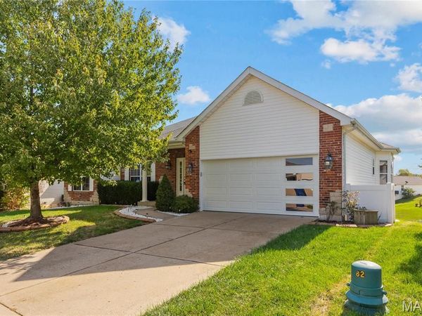 1248 Yorktown Drive , St Charles, MO 63303