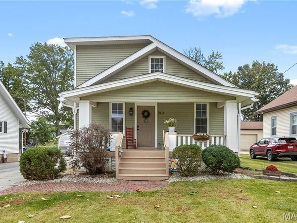 210 McKinley Avenue , Edwardsville, IL 62025
