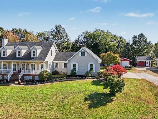 1617 Sneak Road, Foristell, MO 63348
