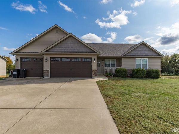 452 Ridge Haven, Farmington, MO 63640