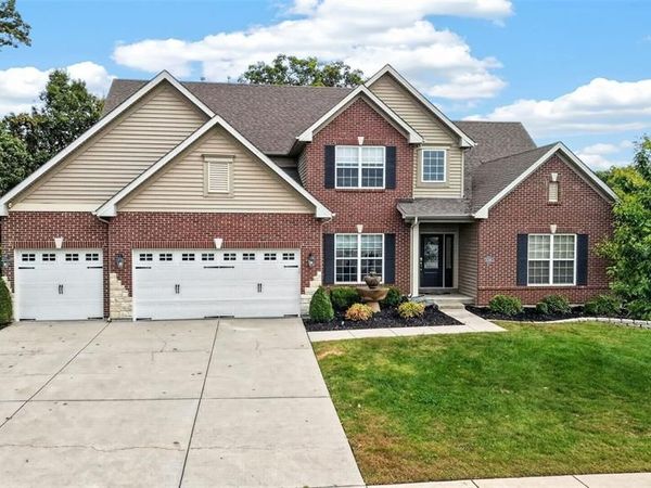 1216 Miralago Way, St Peters, MO 63376