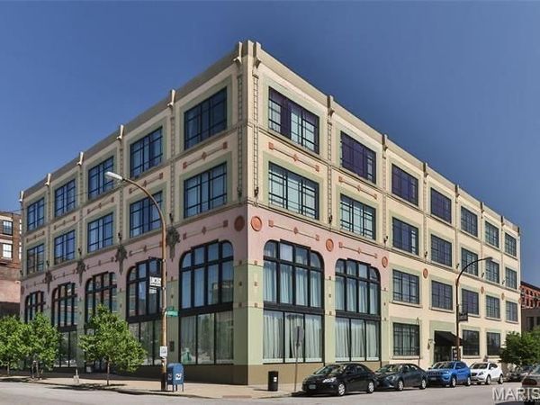 2201 Locust Street , Unit 413, St Louis, MO 63103