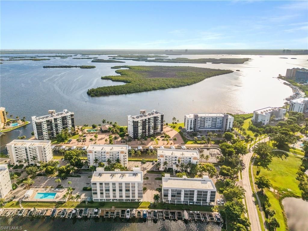 4263 Bay Beach Ln , Unit 314, Fort Myers Beach, FL 33931 Photo