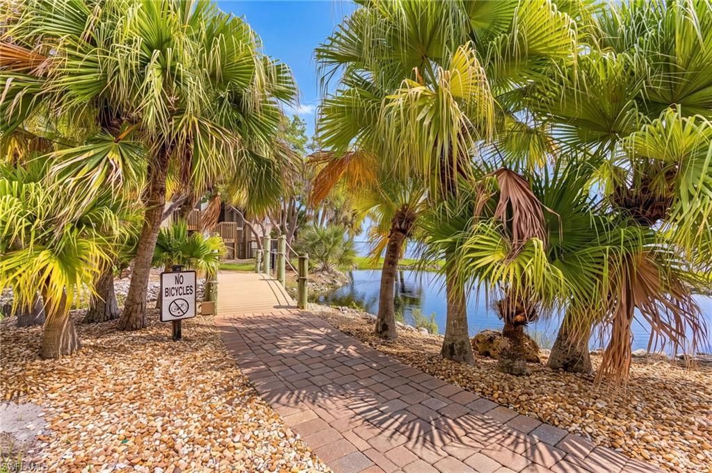 4263 Bay Beach Ln , Unit 314, Fort Myers Beach, FL 33931 Photo