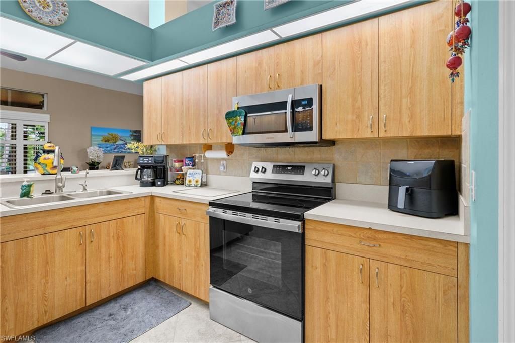 619 Parkdale Blvd , Lehigh Acres, FL 33974 Photo