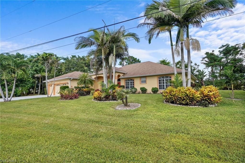619 Parkdale Blvd , Lehigh Acres, FL 33974 Photo