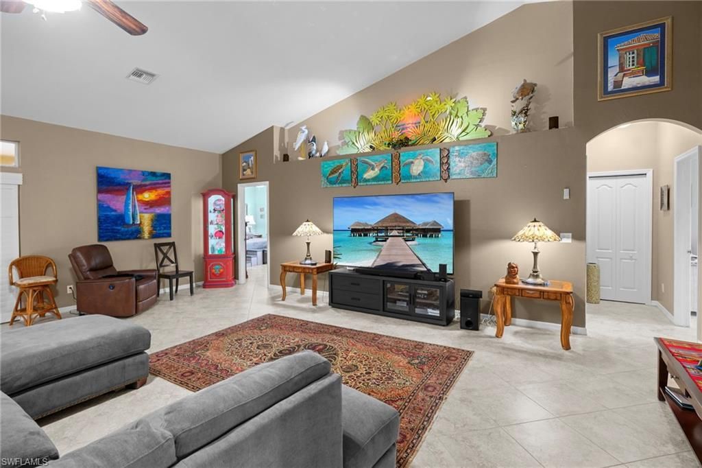 619 Parkdale Blvd , Lehigh Acres, FL 33974 Photo