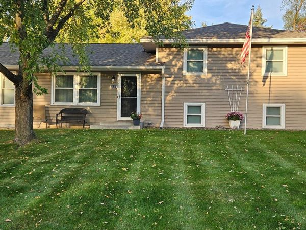 10416 Arrowhead Street NW, Coon Rapids, MN 55433