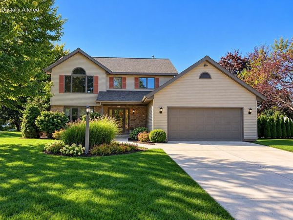 4424 Hunters Glen DRIVE, Sheboygan, WI 53083