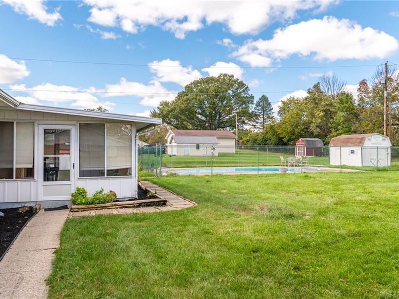 7671 Mark Avenue, Huber Heights, OH 45424 Photo 30